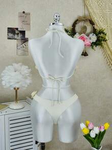 26SS Women's 2-Piece Elegant Rose Decor Criss-Cross Tie Bikini Set, Women's Summer Holiday Split Bikini Swimwear Set, Suitable For Beach, Pool, Party, Holiday Gift - White - View 2