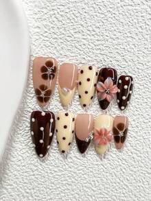 10件套日式软胶美甲套装，包含亚克力美甲贴纸、手工五瓣渐变粉色花朵美甲装饰、棕白波点图案、棕色五瓣花朵印花、米黄色指甲油、美甲工具（1个果冻贴纸+1个指甲锉）。提供三种形状：杏仁形、鸭嘴形、棺材形。适合日常、派对、春夏、拍照、办公等场合。手工按压式美甲。 - 彩色 - 查看 3