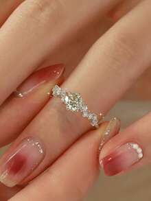 1枚闪亮锆石戒指，时尚奢华优雅的开口可调节戒指设计，适合日常佩戴、求婚、订婚、结婚周年纪念礼物。 - 銀色 - 查看 4