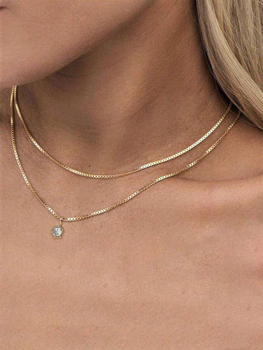 Nooxian Bộ 2 mặt dây chuyền hình lục giác tối giản mạ vàng đính đá Zirconia, thích hợp cho nữ đeo hàng ngày.