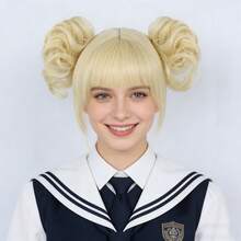 时尚女士短直金色波波头动漫角色扮演假发，带刘海和双卷爪夹发髻，适合日常派对佩戴，自然逼真，耐热合成三件套假发，适合节日化装舞会、动漫展、展览、节日舞台表演，可作为圣诞节生日礼物，新手友好 - 彩色 - 查看 1