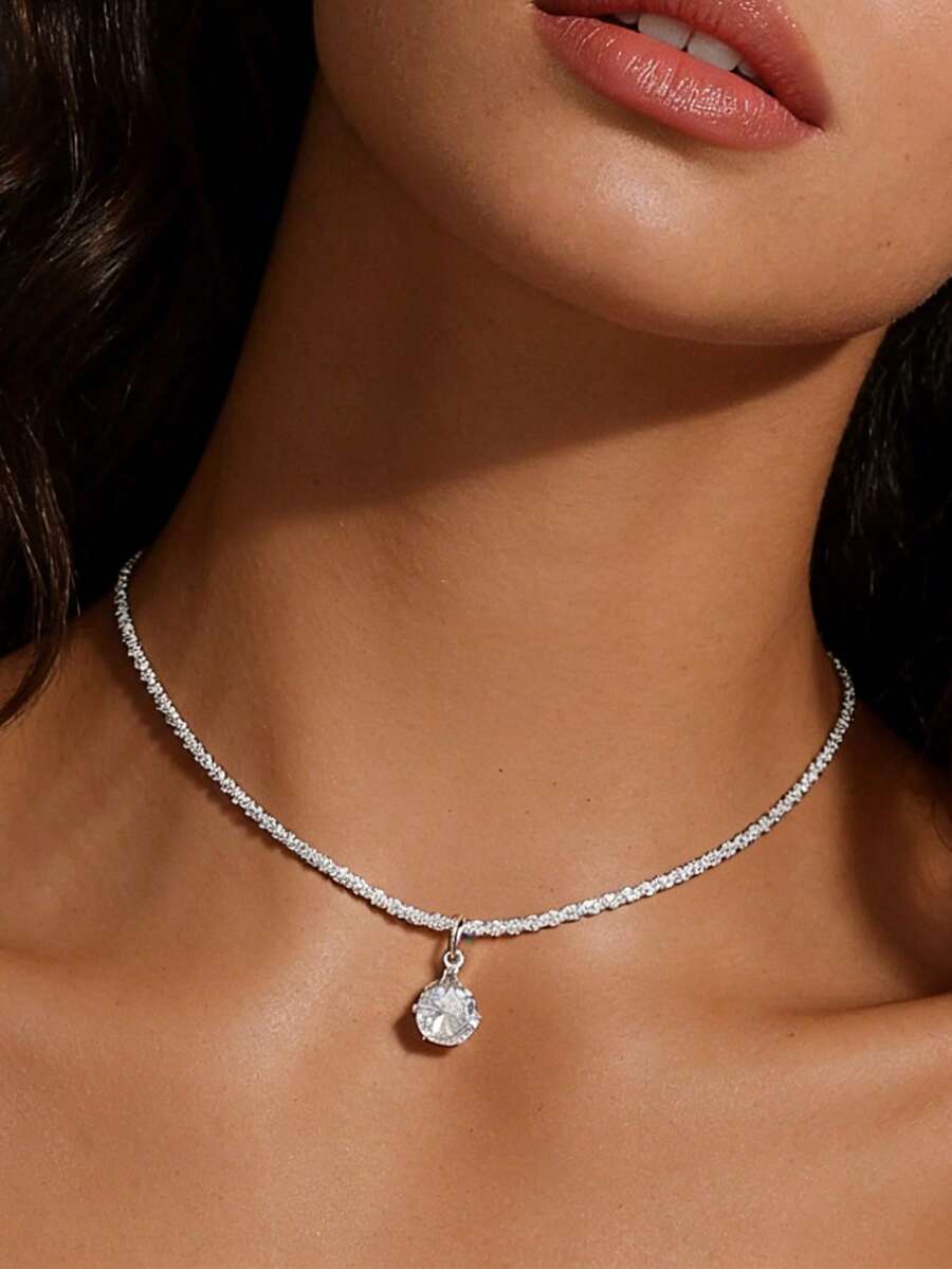 1 件银色单方晶锆石吊坠，配时尚铜链，优雅短项链，女士休闲配饰 - 彩色 - 查看 1