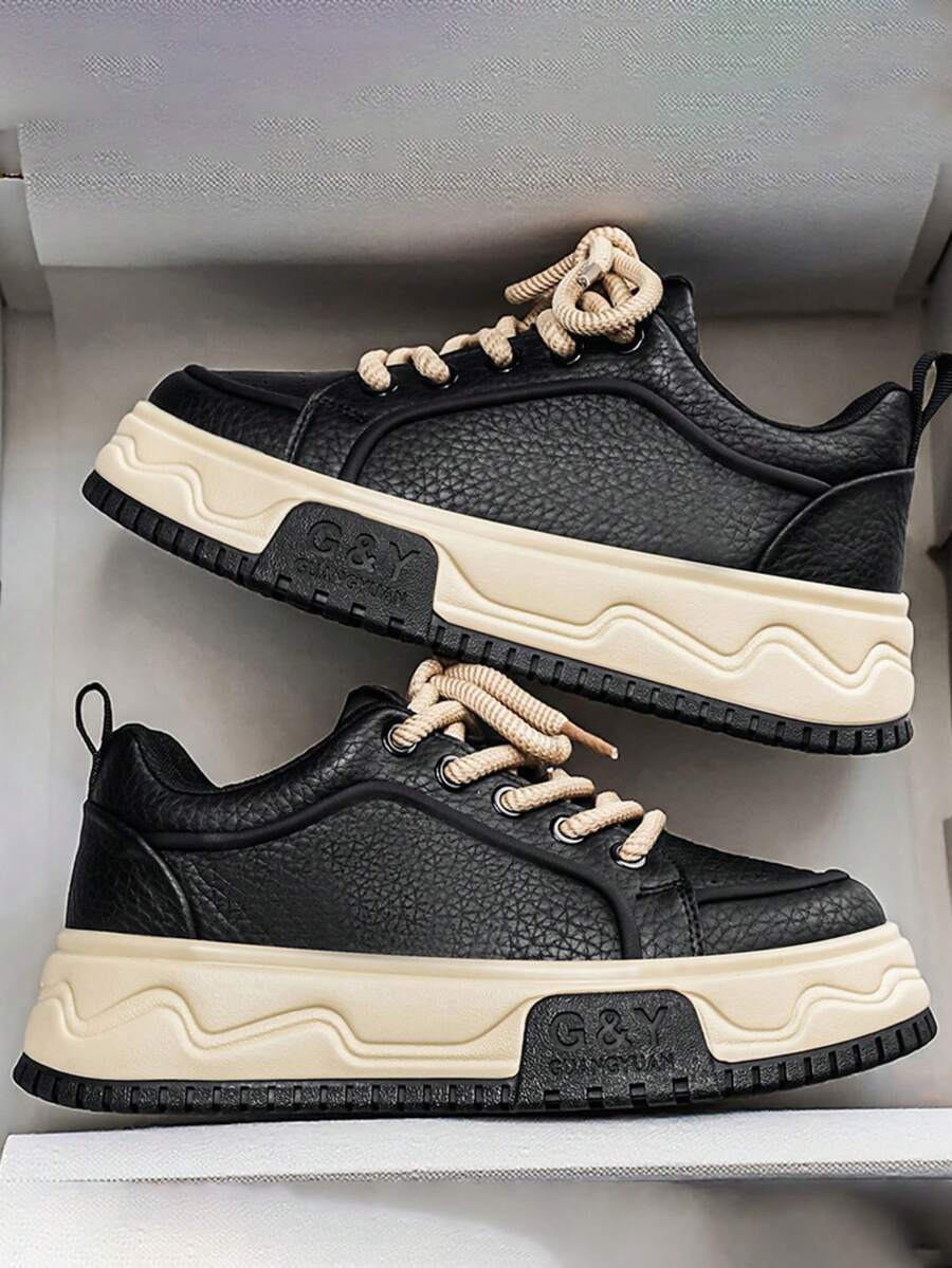 New Men's Black Textured Thick Sole Sneakers, Retro Casual Style With Wavy Midsole Details, Suitable For Daily Wear & Hangouts With Friends - Black - View 1