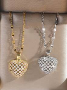 1pc Hollow Heart Pendant Necklace, Sparkling Heart Pendant, Sweet & Cute Style, Suitable For Couples Date/Casual Wear, Unique Candy-Hearted Element, Brightening - Heart Necklace - View 2