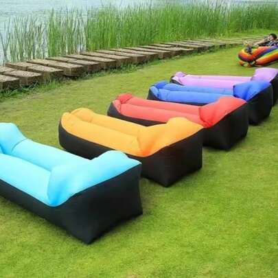 户外充气沙发床垫，可折叠单人充气床，适用于音乐节，便携式充气沙发椅，适合露营、沙滩、草坪、公园——是后院、湖边、海滩旅行、露营和音乐节的理想之选，露营装备，露营必备品