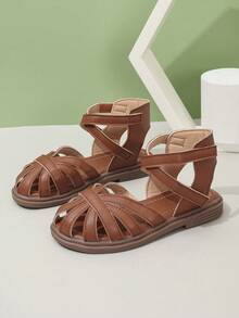 1 Pair Girls Hollow Out Buckle Strap PU Flat Cute Sandals, Suitable For Summer - Brown - View 1