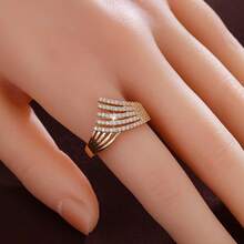 1pc Minimalist Line Fan-Shaped Design Cubic Zirconia Inlaid Fashion Ring For Women - Multicolor - View 7