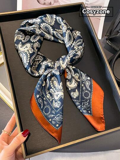 1 chiếc khăn bandana in họa tiết Paisley, dài 70cm, chất liệu giả lụa, đa năng dùng để quàng cổ, đội đầu hoặc làm phụ kiện trang trí cho nam giới.
