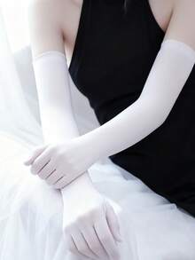 زوج من القفازات البيضاء الطويلة من الساتان للنساء، قفازات جذابة مناسبة للمناسبات الرسمية والحفلات والزفاف - مخمل أبيض - مشاهدة 11