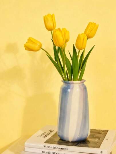 Joivida Florero de cerámica decorativo de estilo simple pintado a mano de color azul, para arreglos florales en la sala de estar y decoración de ambientes