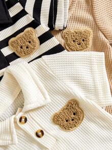 Bộ 3 món đồ liền thân tay ngắn in hình gấu, cổ polo, túi ngực, dành cho bé trai mùa hè. - Nhiều màu - Xem 5