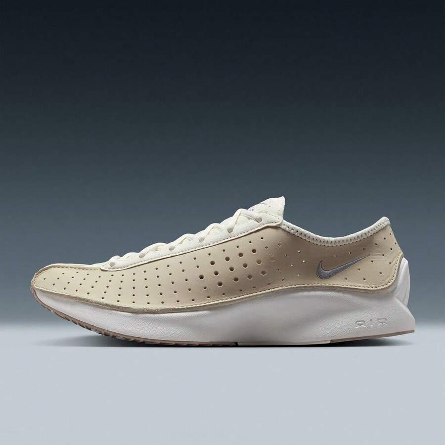 Nike 耐克女子AIR SUPERFLY休闲低帮运动鞋HQ7955-100 - 白色 - 查看 1