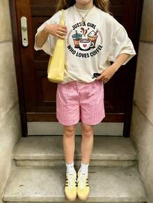 女士休闲宽松咖啡爱好者图案圆领T恤，适合夏季日常穿着和街头风格 - 杏色 - 查看 9