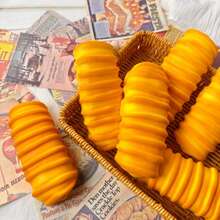 逼真面包慢回弹玩具，柔软可捏的食物减压玩具，缓解手指压力，舒缓情绪，生日、节日礼物，完美礼物 - 彩色 - 查看 4