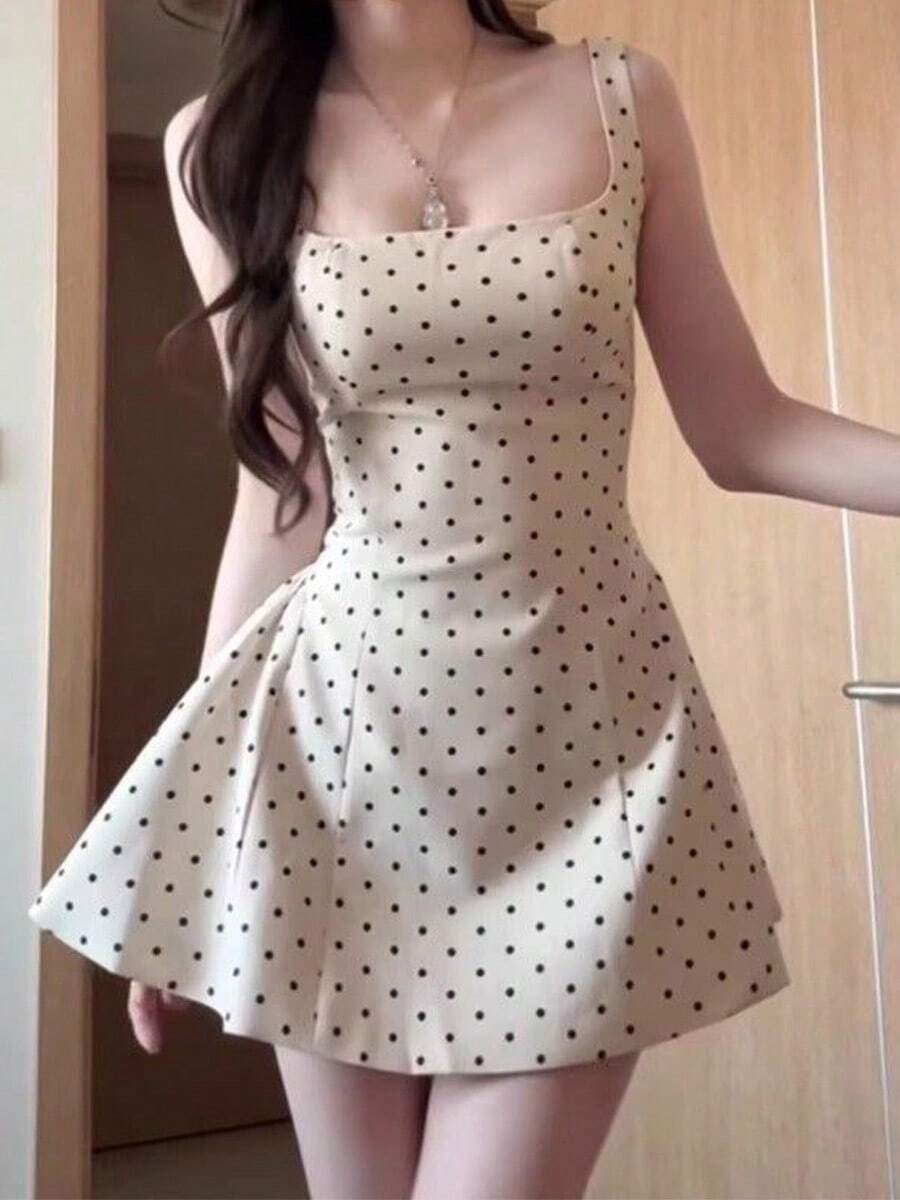 Ropa de playa estilo Francia con escote cuadrado, tonos suaves y un diseño moderno en blanco para un look pura y seductora vestidos elegantes para dama - Blanco - Ver 1