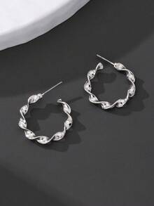 一对简约设计合金扭纹波浪C形男士耳环，适合日常佩戴和通勤。 - 銀色 - 查看 3