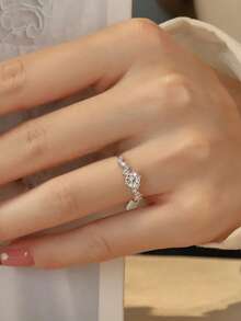 1枚闪亮锆石戒指，时尚奢华优雅的开口可调节戒指设计，适合日常佩戴、求婚、订婚、结婚周年纪念礼物。 - 銀色 - 查看 8