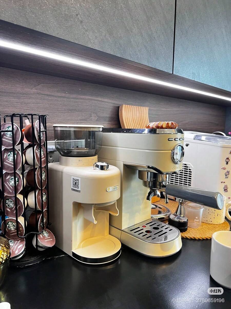 1 Giá đỡ viên cà phê xoay 360° - Tương thích với 24 viên cà phê Verismo/Lavazza Blue/CBTL, Thiết kế màu đen hiện đại, Dụng cụ sắp xếp đồ dùng nhà bếp, văn phòng, quầy bếp - Nhiều màu - Xem 1