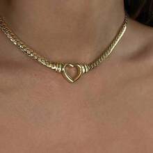 One Piece Minimalist Style Waterproof Design Necklace, With A Snake Like Design And A Hollow Heart-Shaped Pattern In The Middle. Very Suitable As A Mother's Day Gift To Give To Mothers. Suitable For Women To Wear At Parties, It Is Also A Meaningful Valentine's Day Gift. Applicable Objects: Mothers, Mother's Day, Gifts. - 金項鍊 - 查看 12