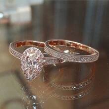 2枚时尚闪亮合金镶嵌水滴形立方氧化锆装饰戒指，适合女性日常佩戴和订婚场合。 - 玫瑰金 - 查看 10