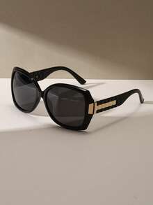 Black Elegant Casual Oversized Square Fashion Sunglasses, Classic Plastic Frame Suitable For Big Face, Summer Vacation Essential Retro Sunglasses For Beach, Travel, Driving, Daily Wear - Black - View 2
