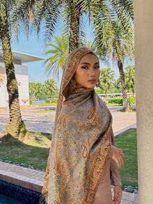 1件波西米亚风女士精致奢华佩斯利提花羊绒混纺围巾/披肩，适合秋冬季凉爽的早晚使用。 - 卡其色 - 查看 2