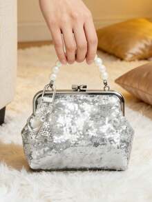 个性化心形吊坠，可刻姓名首字母，心形钥匙扣，定制包包挂饰，礼物，钥匙链，独特手机配件，简约设计，适合女士钱包和手机配件，是送给朋友、家人或女友的完美礼物，户外配件，派对配件，礼物，纪念品，女士包包挂饰，汽车挂饰，送给女性和女孩的礼物 - 彩色 - 查看 4