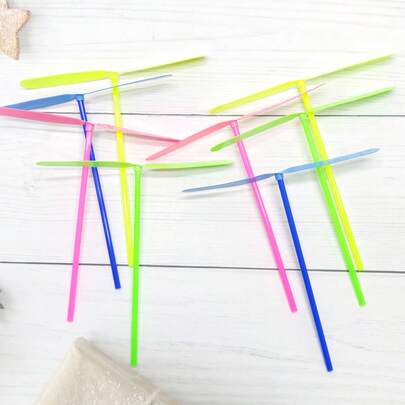 5/10/20/40pcs Plastic Bamboo Dragonfly Hand Crank Propeller - Fun Outdoor Toy - Helicopter Flying Toy, Multiple Colors Available, Suitable For Parties, Summer Outdoor Yard Activities, Birthday Gifts, For Boys And Girls (Color Random)