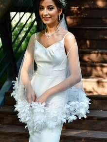 1pc Beaded Floral Bridal Shawl, Elegant White 3D Flower Shawl For Wedding Dress Accessories - White - View 4