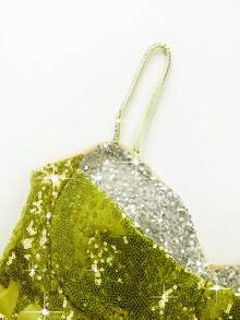 Elegant Green Sequined Evening Gown Dress With Intricate Butterfly-Shaped Embellishments Ideal For Valentine's Day, New Year's Eve, Carnival, Singles Parties - Green - View 6