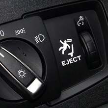 2个弹出式按钮贴纸，适用于汽车按钮，趣味汽车配件，适合男士，搞笑汽车贴花，汽车爱好者恶作剧贴纸 - 2pcs彈出按鈕貼紙 - 查看 4