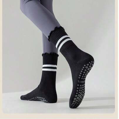 女士冬季地板袜 防滑瑜伽袜 透气中筒运动棉袜 条纹