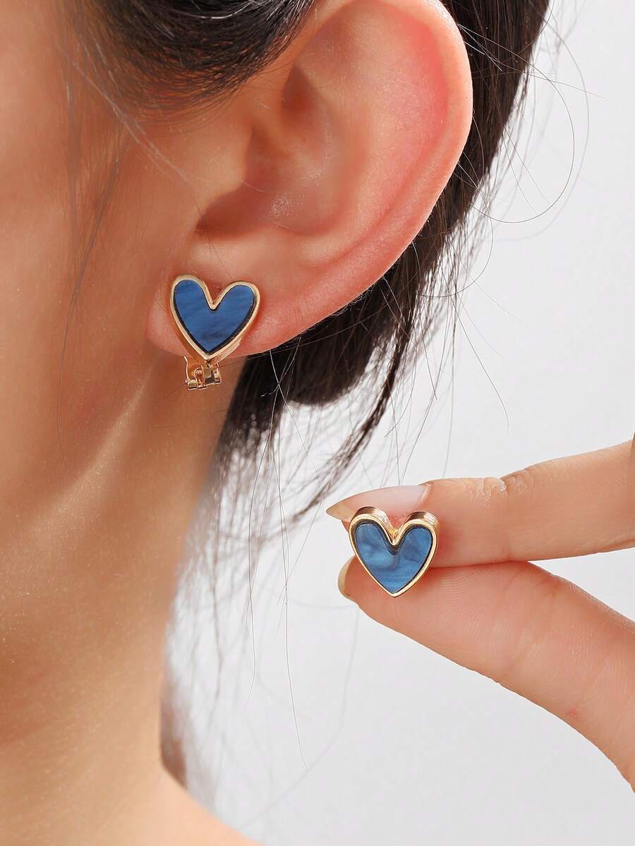 1 Pair Cute, Elegant, Minimalist, Retro, Hong Kong Style Heart Earrings - Multicolor - View 1