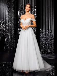 Solid Color Sequin Patchwork Zipper Off-Shoulder White Wedding Dress - White - View 3