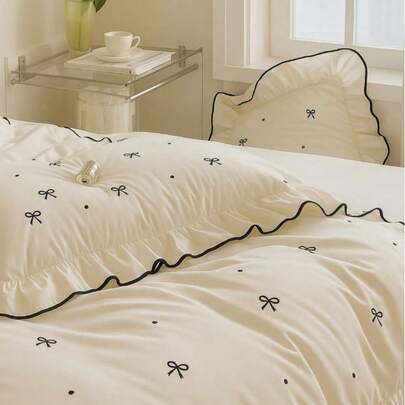 Ruffled 3 PiecesDouble Size Duvet Cover Set (No Sheet) – 100% Cotton, 200x220 Cm Duvet Cover & Two 50x70 Cm Pillowcases – Soft, Elegant & Breathable Bedding – Made In Turkey