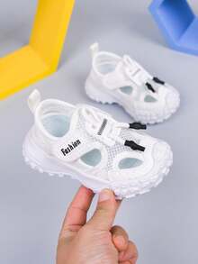 1 Pair Boys' New Summer Beach Shoes, PU Material Soft Sole Fashionable Sandals For Kindergarten - Beige - View 1