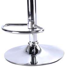 HappyWare Set de 2 Bancos Altos para Barra Giratorios 360° con Respaldo Acolchonado y Altura Ajustable. Diseño moderno y minimalista ideal para cocina, barra o desayunador. Ajuste de altura por sistema hidráulico (aprox. 95 – 115 cm). Respaldo acolchonado para mayor comodidad y mejor postura + reposapiés metálico integrado. Asiento cómodo con tapizado acolchado de fácil limpieza. Estructura resistente con base amplia de metal cromado que brinda estabilidad y durabilidad. Bancos altos giratorios ideales para barras, islas de cocina, desayunadores, bares en casa o restaurantes. Soportan hasta 120 kg por banco. Fáciles de armar y de estilo contemporáneo que combina con cualquier espacio. - Negro - Ver 10