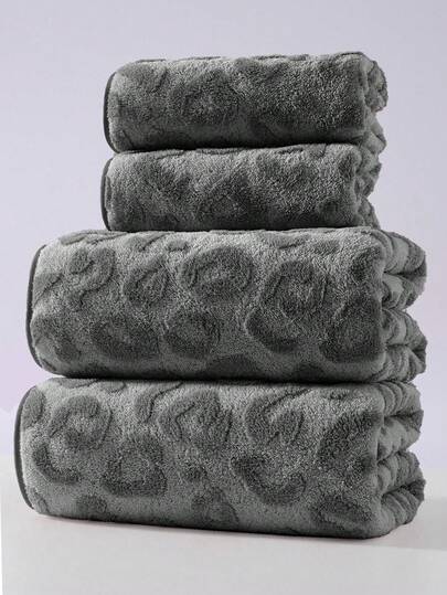 1pc/2pcs Luxury Leopard Print Towel Set - Jacquard Coral Fleece Fabric, Super Soft Plush Towels, Ideal For Bold Home Decor And Spa Environment