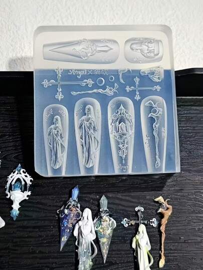 1个硅胶美甲模具，图案包括圣母玛利亚像、十字架、女神像、天使等，3D立体雕刻透明美甲凝胶模具