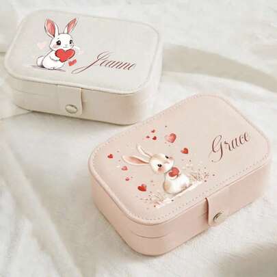 1个兔子造型仿皮首饰收纳盒，适合存放戒指、耳环、手镯、项链等首饰，便携式礼盒，是送给女性的理想礼物，适合生日、节日、周年纪念日、新年祝福和斋月礼物。