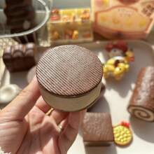 巧克力慢回弹玩具面包挤压玩具，缓解压力，舒缓情绪，礼物，节日礼物，生日礼物，完美礼物 - 彩色 - 查看 10