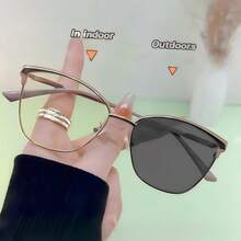 新款女士猫眼变色超轻时尚眼镜，适合夏季海滩、户外活动和旅行 - 透明變灰 - 查看 2