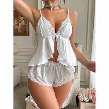 Y2K White Satin Bow Ruffle Lace V-Neck One-Piece Set By Coquette. A Pure And Alluring Style, Perfect For A Date Night, A Valentine's Day Bestseller, The Center Of Attention At Private Parties, A Hot Girl's Pick, Instantly Eye-Catching, A Sweet And Seductive Attack, A Must-Have For Valentine's Day, Perfect For A Baddie Vibe And A Top Choice For Private Dates. - 白色 - 查看 4