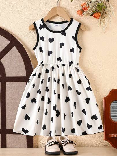 女童夏季爱心印花圆领无袖连衣裙，甜美可爱，休闲百搭，适合外出和度假