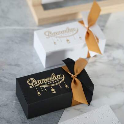 10个开斋节糖果盒 - 中东节日，烫金新月图案派对礼品盒，金色灯笼和新月图案，带丝带的长方形纸盒，斋月节日派对糖果容器，适用于开斋节、斋月