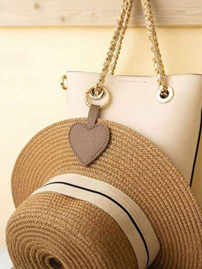 Magnetic Heart-Shaped Bag Clip, Multi-Functional Storage Clip With Magnetic Hook, Cute Design, Comes With Heart-Shaped Leather Clip, Can Be Hung On Bags, Handbags, Backpacks, Travel Luggage, Outdoor Travel Beach Hat Accessory, Travel Essentials, Cruise Must-Have, Suitable For Various Hats, Available In Red, Black, Gray, Khaki. Travel Essential, Must-Have For Vacation, Summer, Back To School Season.