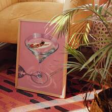 马提尼酒主题墙饰，一套三幅，超现实主义迷你人物与玛格丽塔和马提尼酒，中世纪风格墙饰，复古夏季海岸风情海滩趣味艺术海报，不含画框 - 多色 - 查看 5