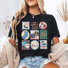 Comfort Colorss Heated Rivalry Connor  Ilya T-Shirt  Hockey Romance Fan Shirt  Hollander Rozanov Shirt  Queer Hockey Fan Gift - màu đen - Xem 1