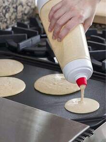 1pc 1000ml/33.8oz Pancake Batter Dispenser And Mixer, Manual Shake Mixing Bottle - Perfect For Cupcakes, Waffles, Cakes And Baked Goods - Easy Squeeze Design, Precise Measuring And Smooth Blending. - Multicolor - View 2