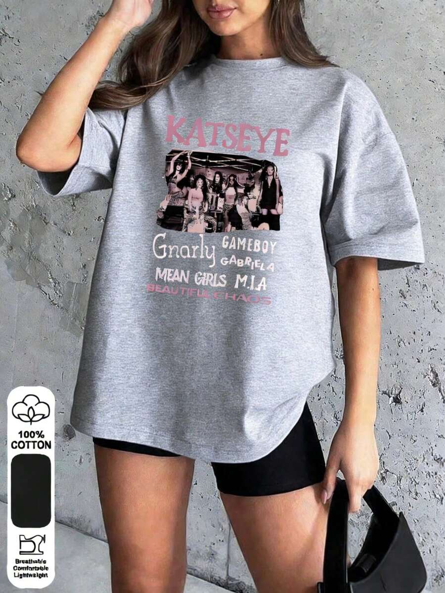 Women's Solid Color Round Neck Short-Sleeved Loose T-Shirt, 100% Cotton Top, Featuring A Print Of The Girl Group Katseye, Spring/Summer Casual Wear, Streetwear, Perfect For Vacations. (The Remaining Text Appears To Be A List Of Unrelated Keywords And Phrases, Possibly From A Website Or Online Forum. A Direct Translation Wouldn't Be Meaningful Without Further Context.) Curve, Vacation, Casual, Couple Style, Office/Lounge/Home/Outdoor Sports/Retro/Simple, Fun Design, All-Season Casual Tops, Valentine's Day Couple Short-Sleeved Shirts, Unisex Short-Sleeved Shirts, For Dates, Romantic Outings, Carnivals, Holiday Gifts, Black Tops - Màu xám hoa - Xem 1